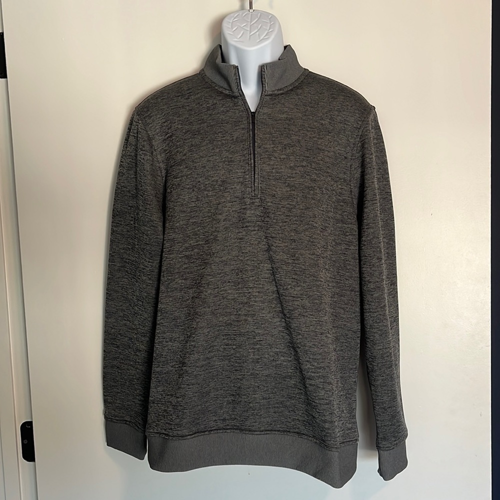 Men’s Medium Gray Under Armour Fleece quarter zip sweatshirt